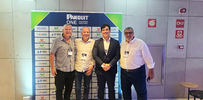 A Ubic esteve presente no evento Panduit One Partner Meeting, realizado ontem em São Paulo, com a participação das empresas associadas:(DRJ Engenharia, EXbiz e Coopertec). Agradecemos pelo convite e pela oportunidade.