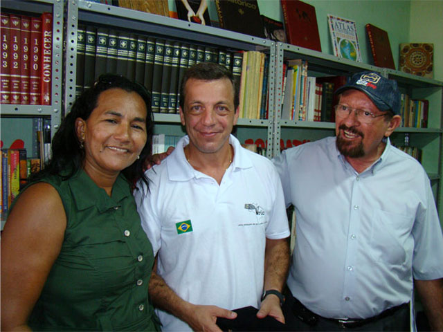 Cisternas e Biblioteca Solidaria